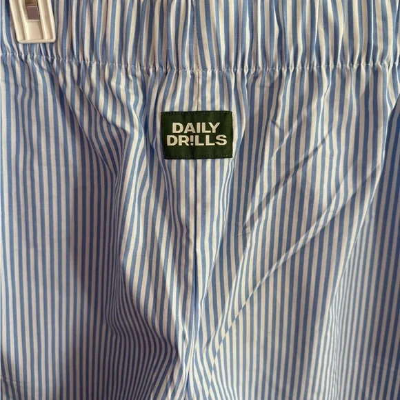 Daily Drills Poplin Resort Shorts Blue Striped